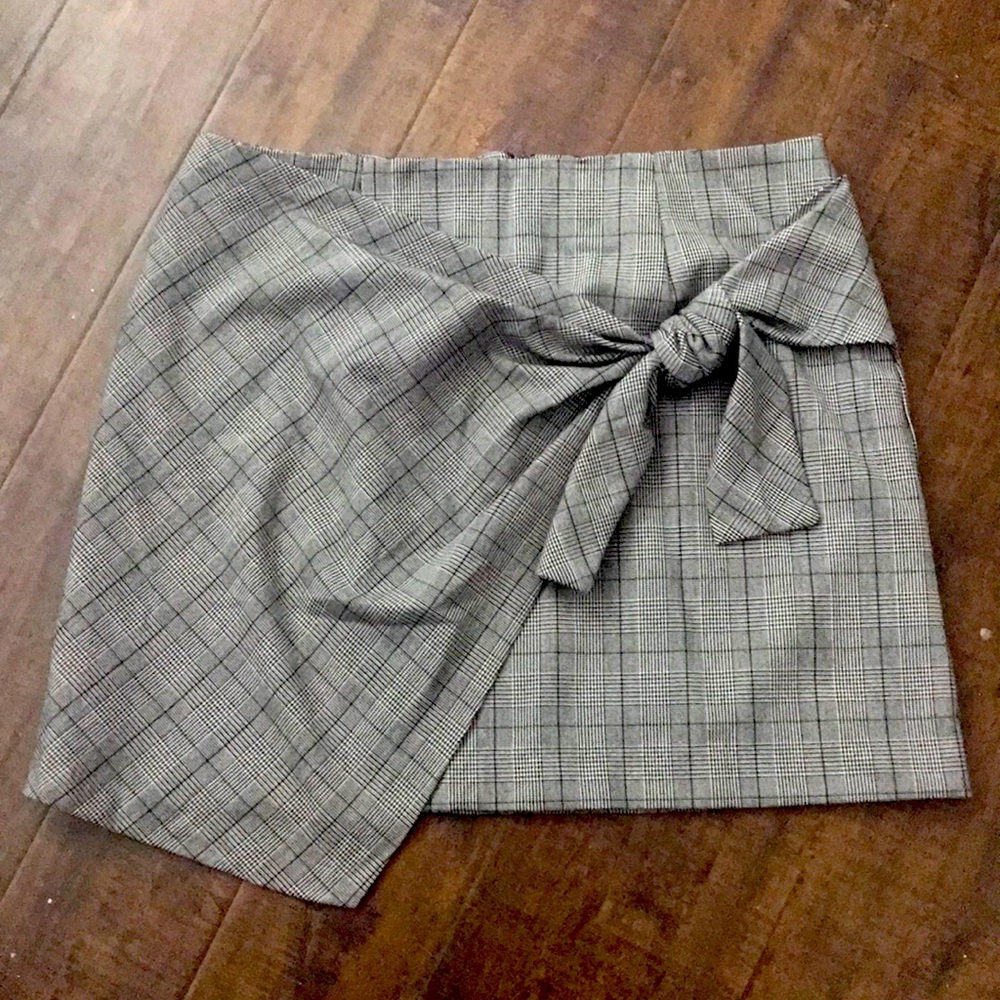 FOREVER 21 PLUS SKIRT